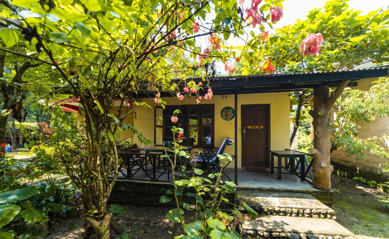 Chitwan Gaida Lodge - Animal Lovers & Birdwatchers Paradise โซราฮา ภายนอก รูปภาพ