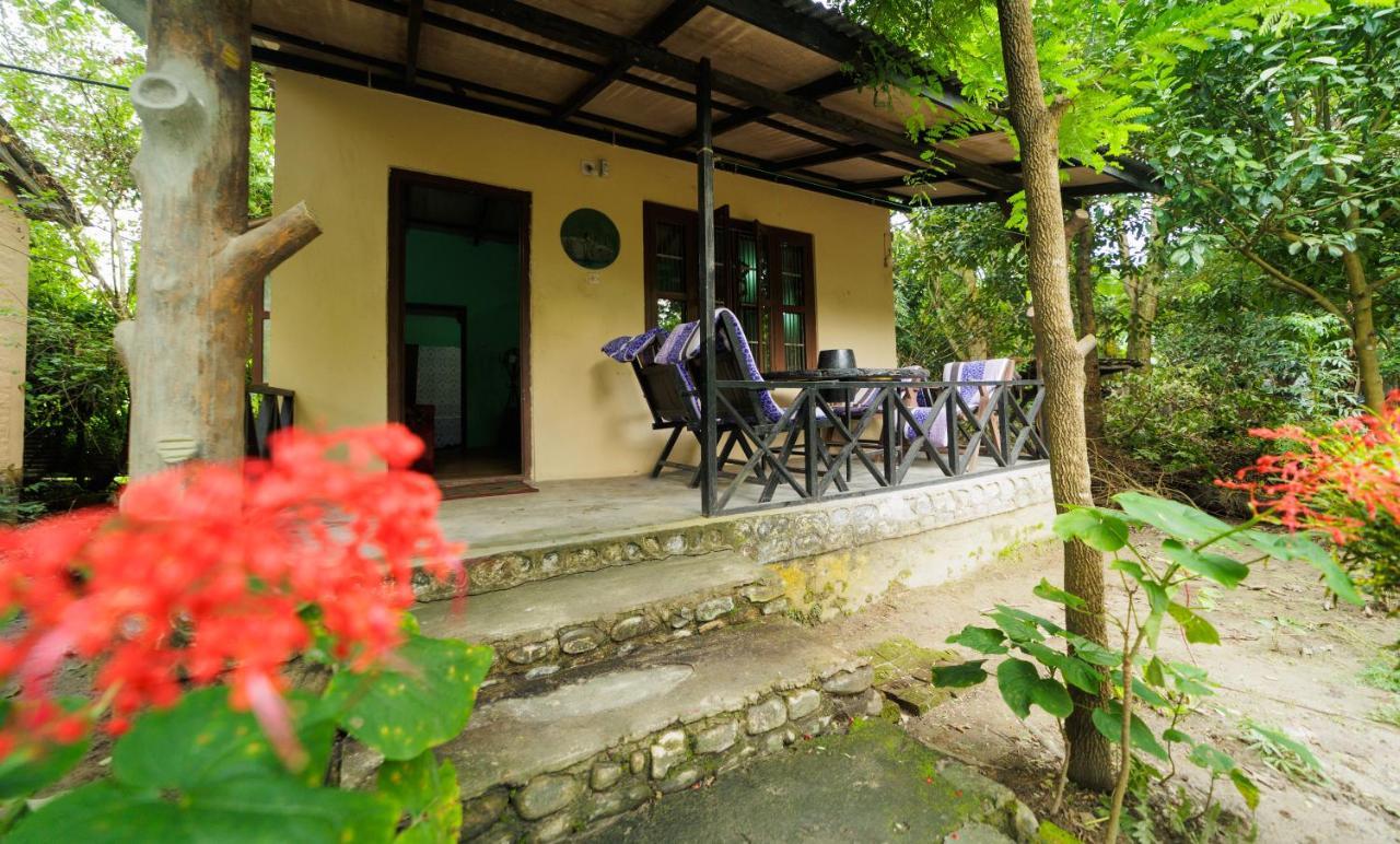 Chitwan Gaida Lodge - Animal Lovers & Birdwatchers Paradise โซราฮา ภายนอก รูปภาพ