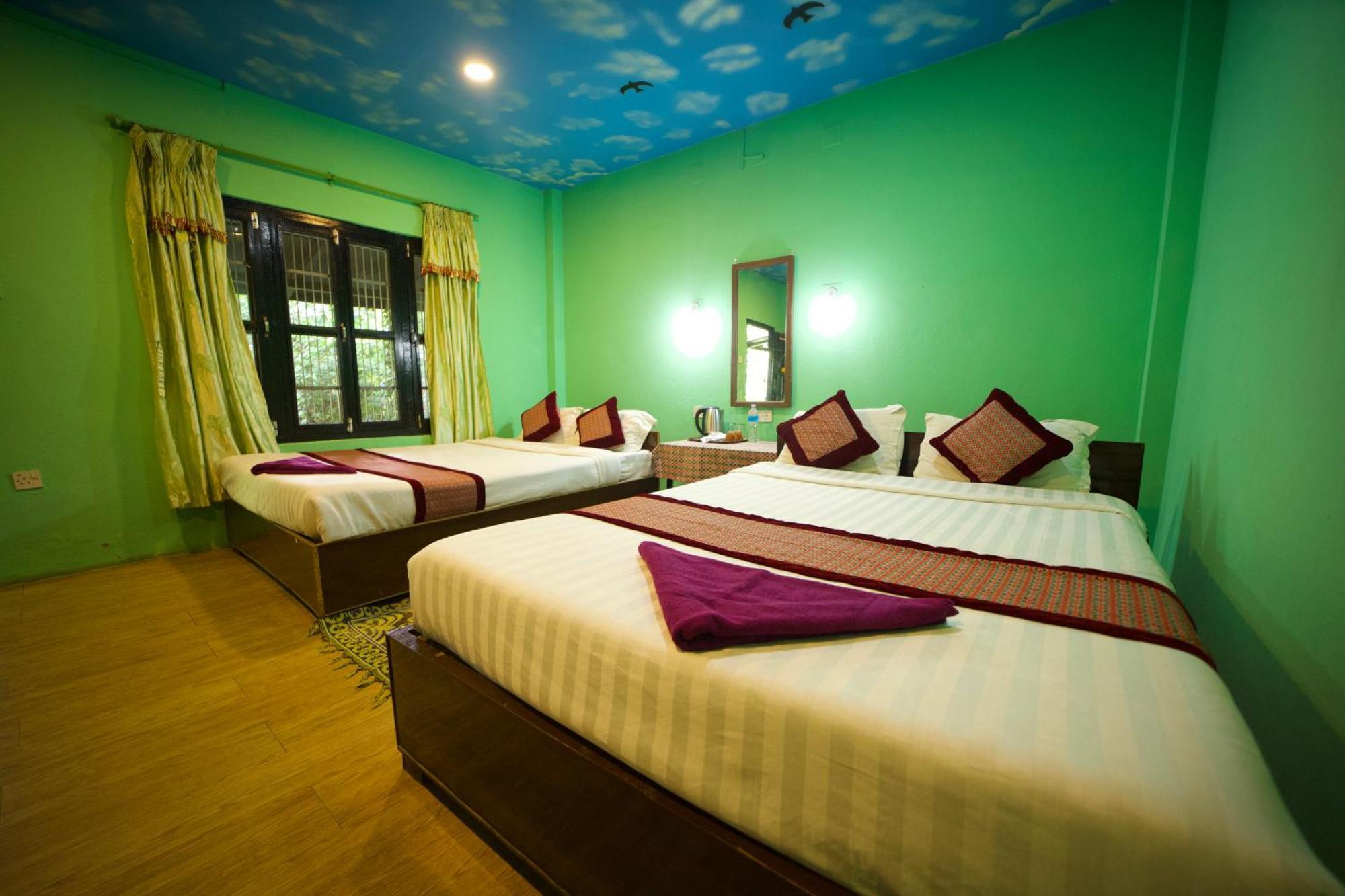 Chitwan Gaida Lodge - Animal Lovers & Birdwatchers Paradise โซราฮา ภายนอก รูปภาพ