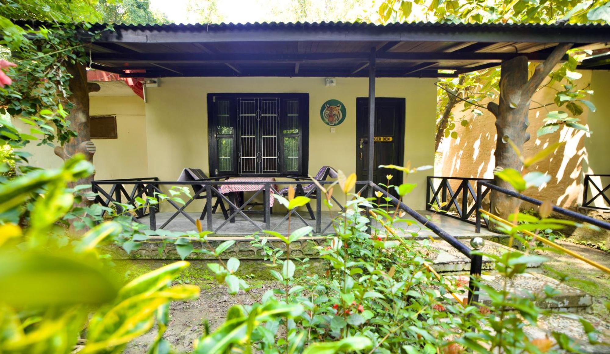 Chitwan Gaida Lodge - Animal Lovers & Birdwatchers Paradise โซราฮา ภายนอก รูปภาพ