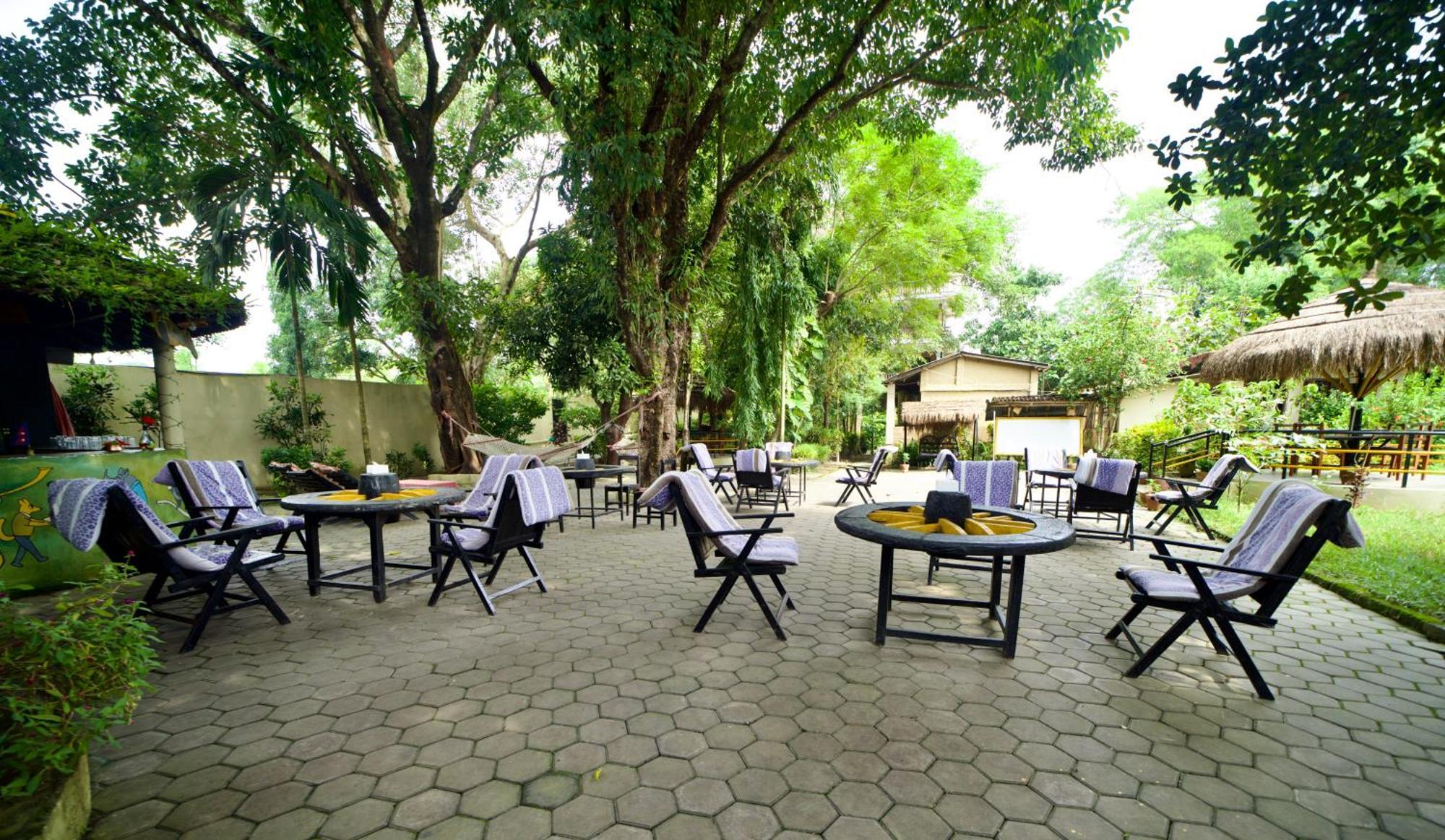 Chitwan Gaida Lodge - Animal Lovers & Birdwatchers Paradise โซราฮา ภายนอก รูปภาพ