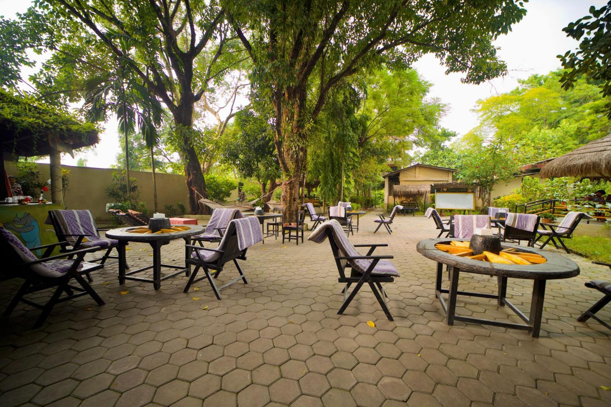 Chitwan Gaida Lodge - Animal Lovers & Birdwatchers Paradise โซราฮา ภายนอก รูปภาพ