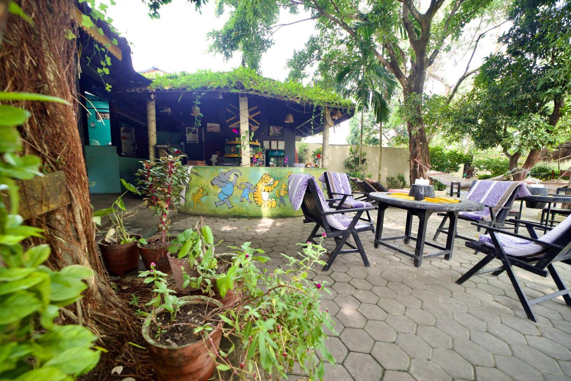 Chitwan Gaida Lodge - Animal Lovers & Birdwatchers Paradise โซราฮา ภายนอก รูปภาพ